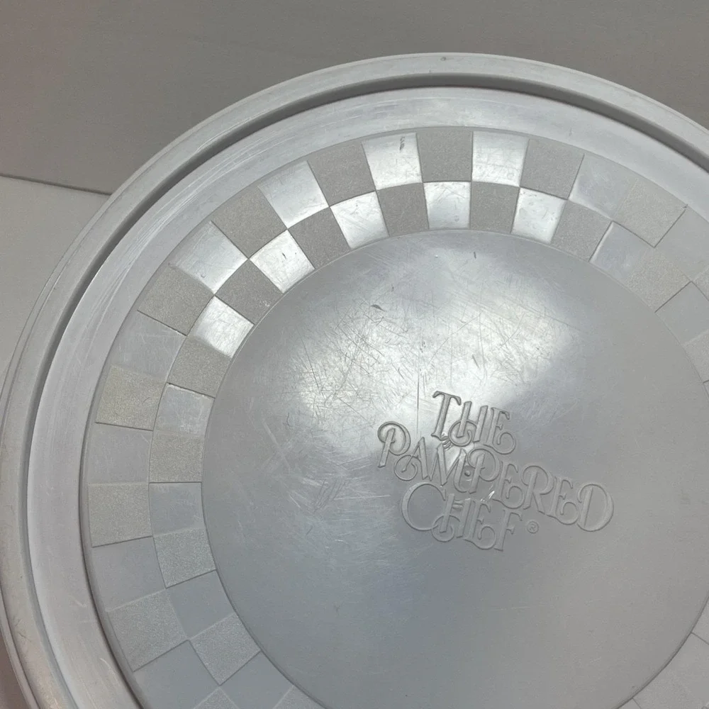 Genuine Pampered Chef Replacement Bowl Lid ONLY 9.5